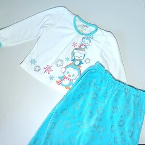 Girls' Blue And White Winter Fleece Pajamas with Penguin Design Size 4T